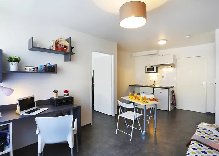 Апарт-отель Nemea Beaumois Кан